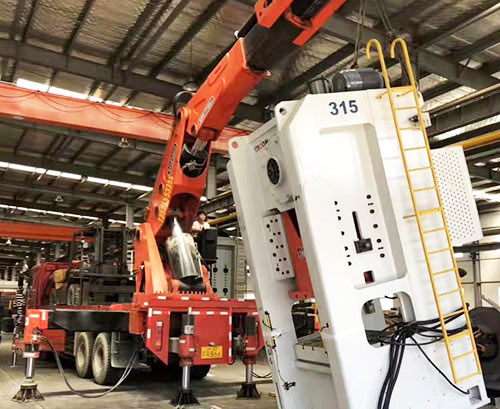 诏安县提升工作效率，选择优质折臂吊租赁服务