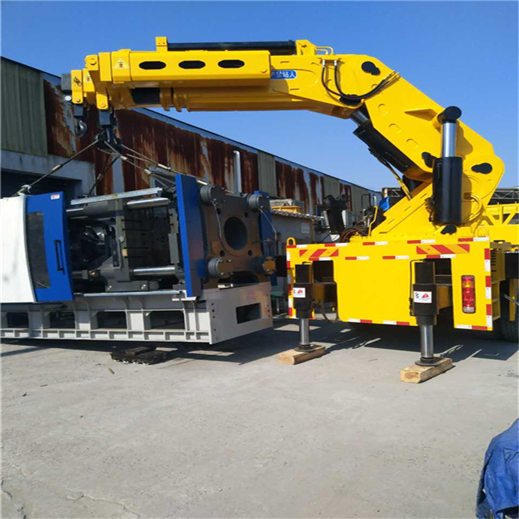 诏安县优质大吨位随车吊出租服务，助您高效施工