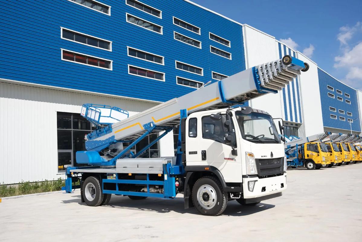 诏安县出租云梯车高空作业车 建筑垃圾搬运