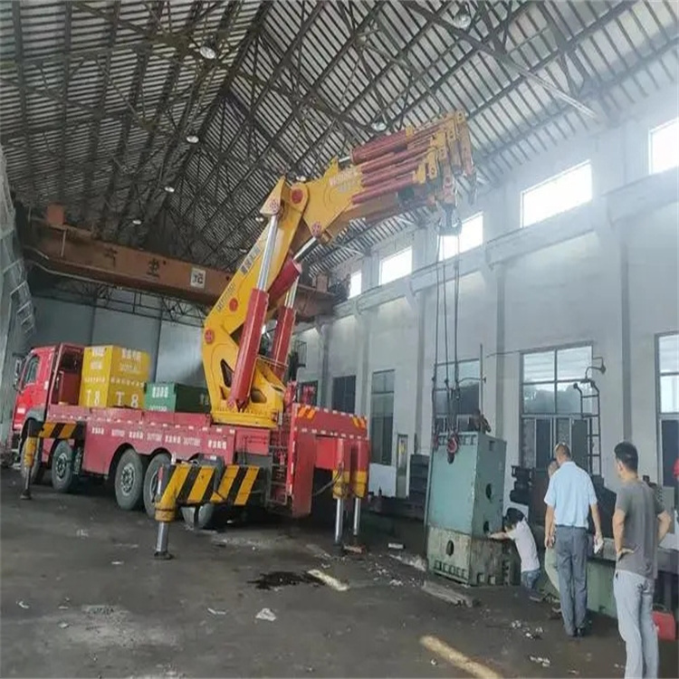 诏安县山区地形租赁哪种吊车最合适？